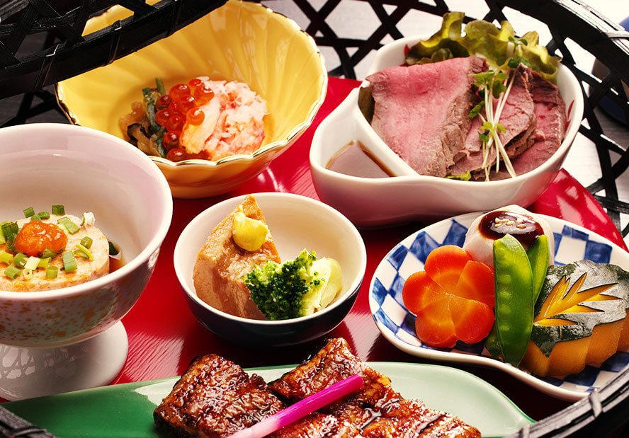 カゴ入り小鉢盛り合わせ